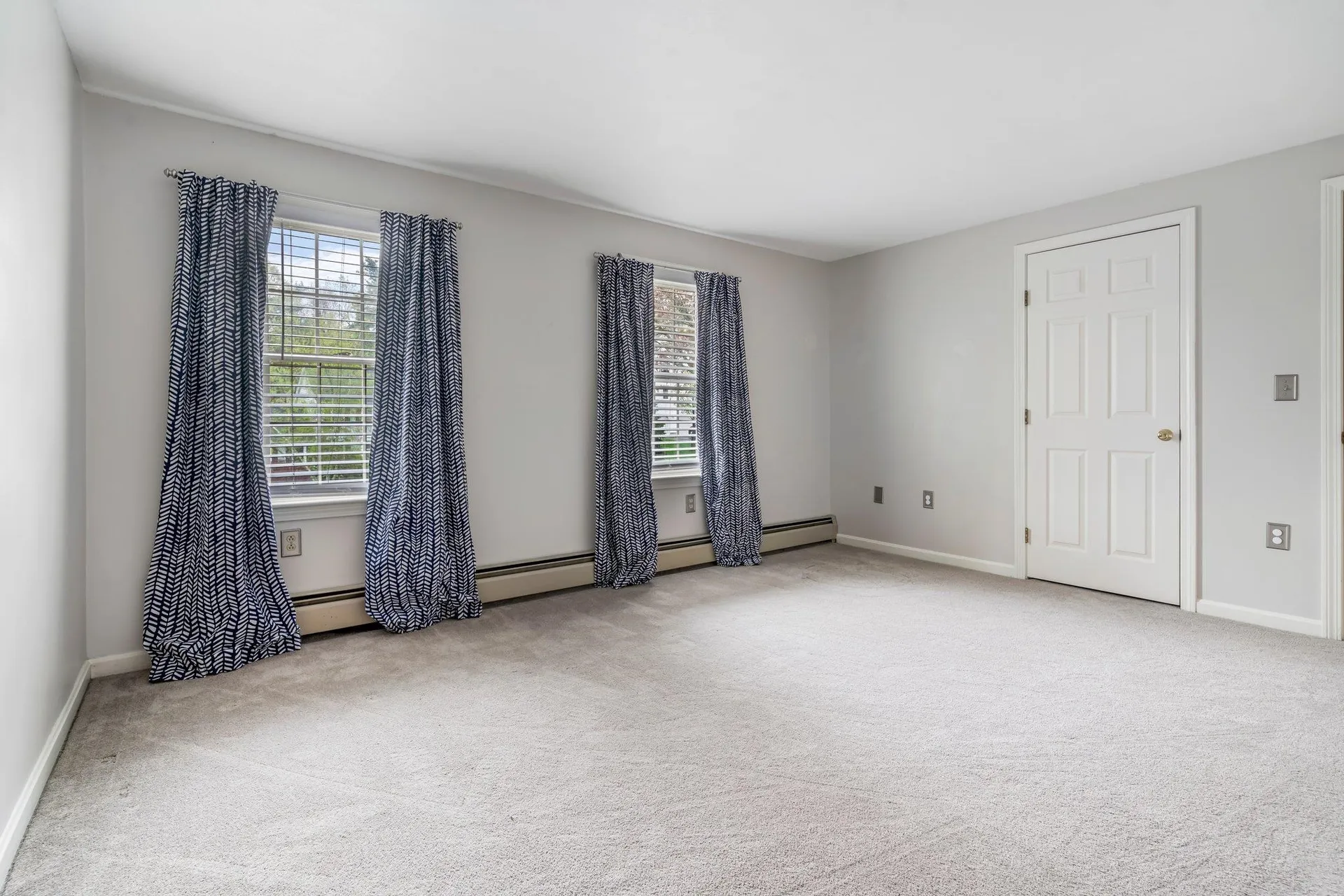 15 Springwood Drive Hooksett NH 03106