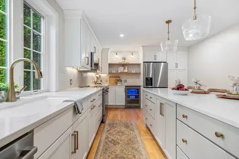 15 Springwood Drive Hooksett NH 03106