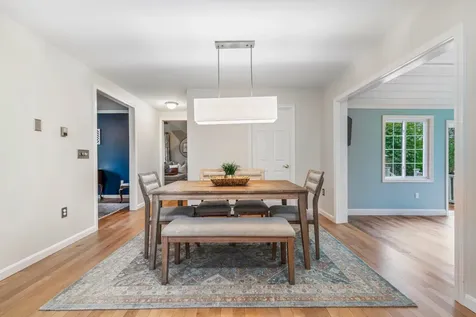 15 Springwood Drive Hooksett NH 03106