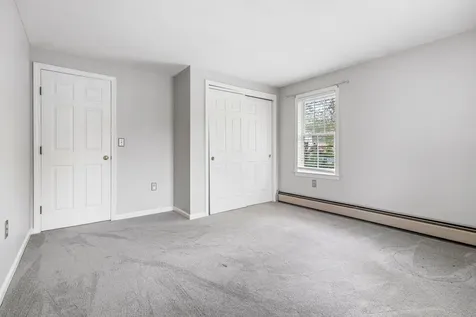 15 Springwood Drive Hooksett NH 03106