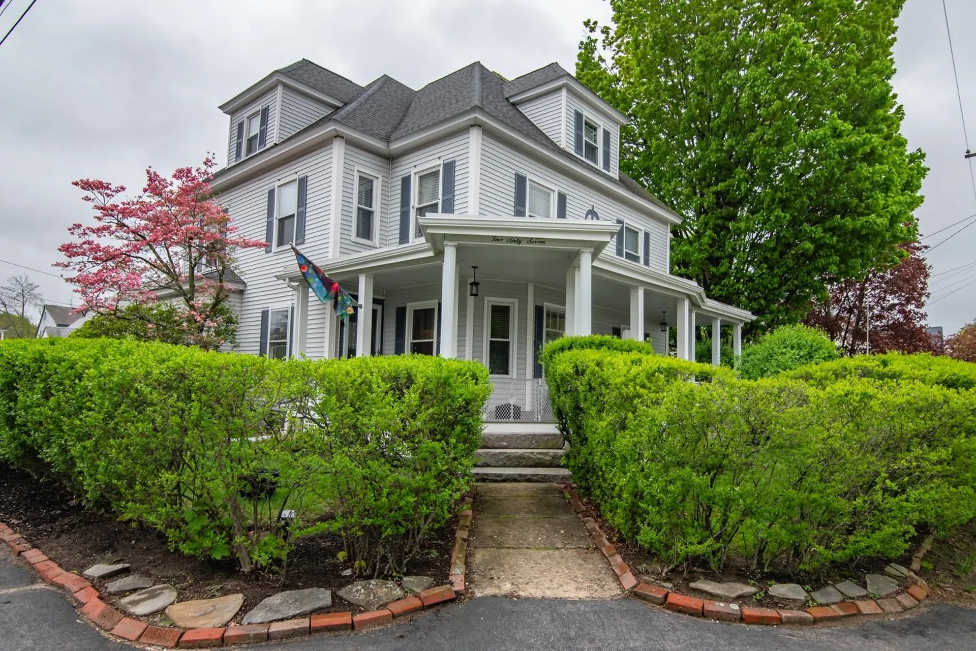 567 Lake Avenue Manchester NH 03103