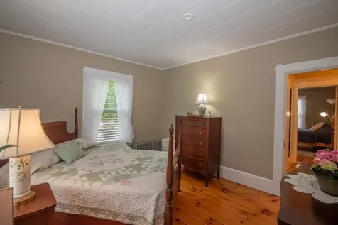 567 Lake Avenue Manchester NH 03103