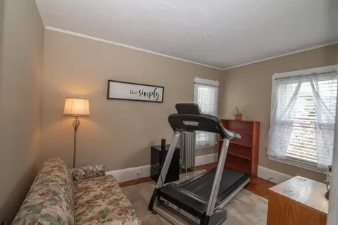 567 Lake Avenue Manchester NH 03103
