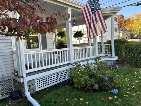 567 Lake Avenue Manchester NH 03103