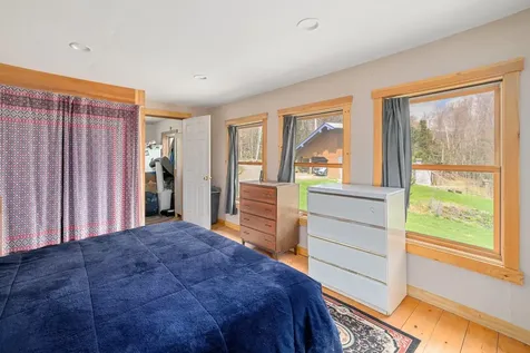 48 Mackenzie Drive Worcester VT 05682