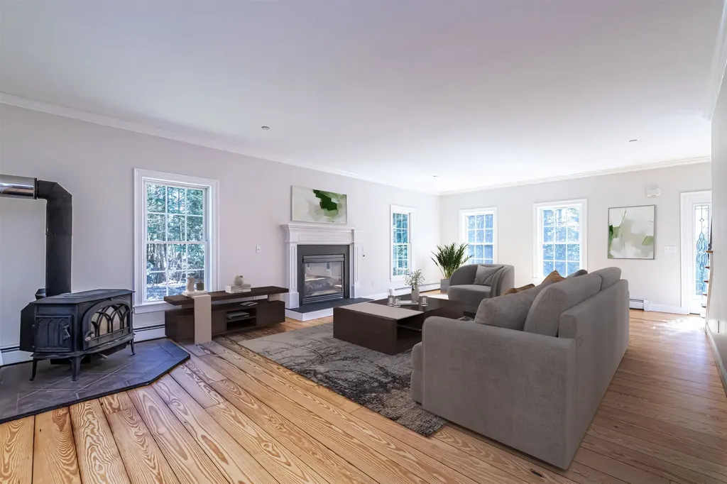 59 Monadnock Lane Peterborough NH 03458