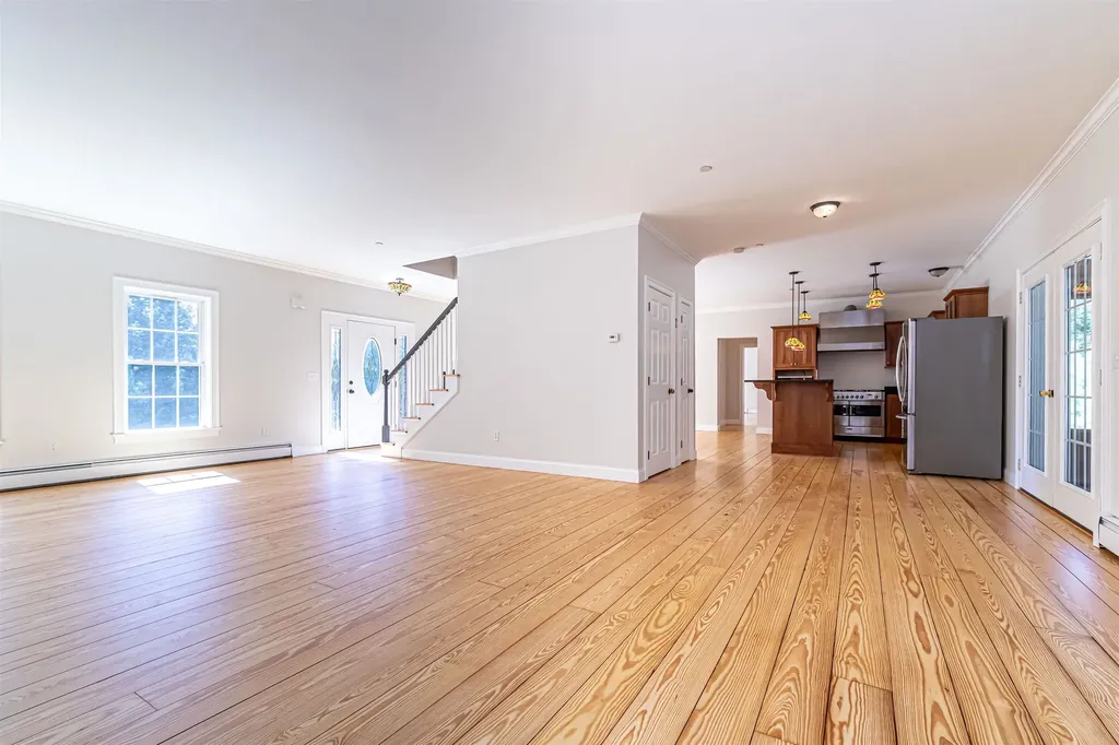 59 Monadnock Lane Peterborough NH 03458