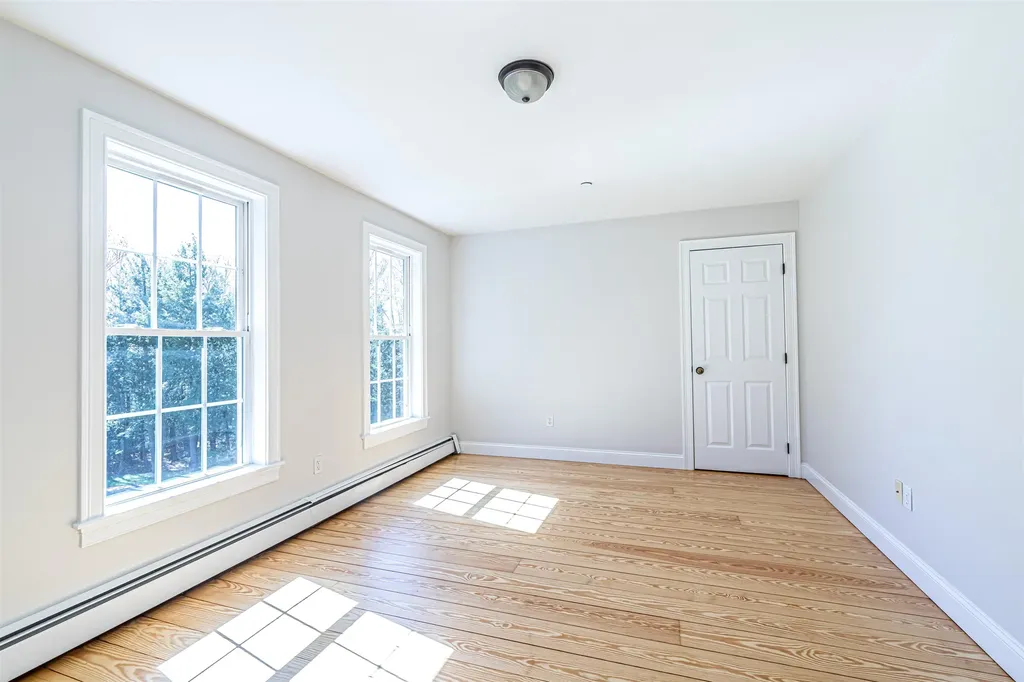 59 Monadnock Lane Peterborough NH 03458