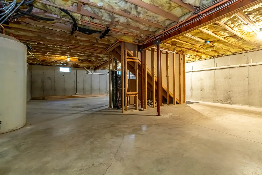 59 Monadnock Lane Peterborough NH 03458