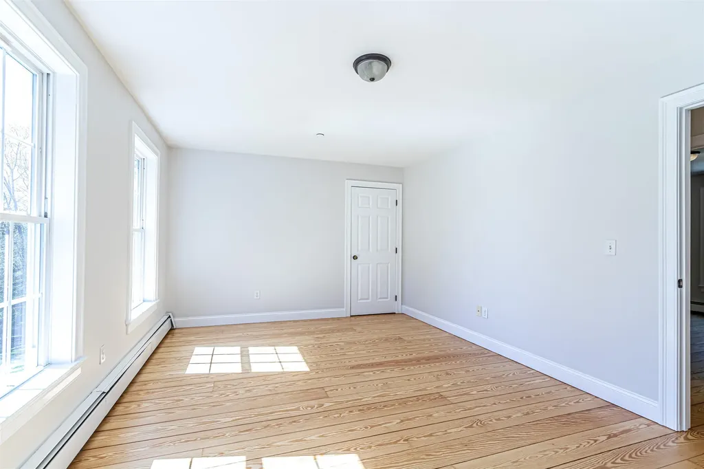 59 Monadnock Lane Peterborough NH 03458