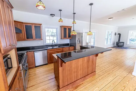 59 Monadnock Lane Peterborough NH 03458