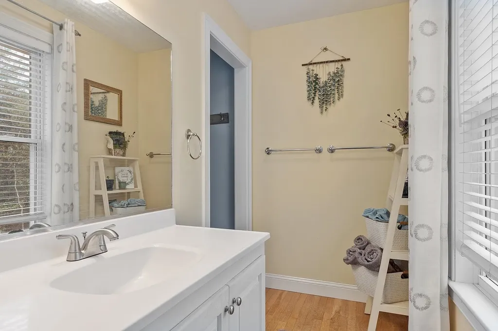 23 Skyview Circle Meredith NH 03253