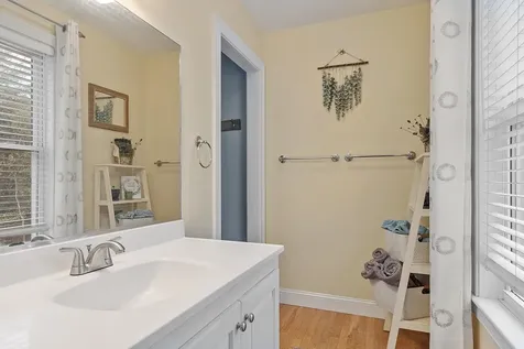 23 Skyview Circle Meredith NH 03253