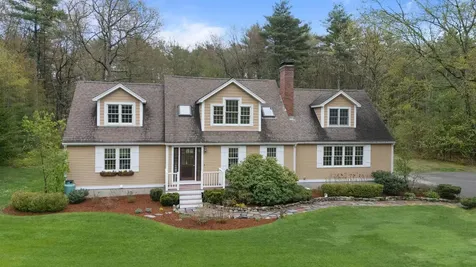 17 Durgin Drive Newton NH 03858