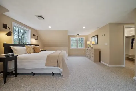 17 Durgin Drive Newton NH 03858