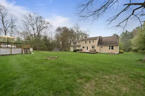 17 Durgin Drive Newton NH 03858