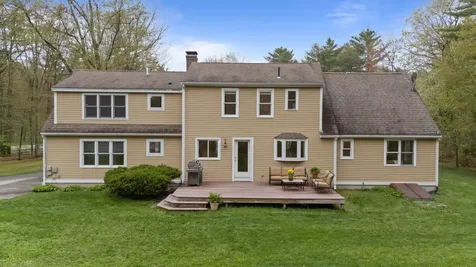 17 Durgin Drive Newton NH 03858