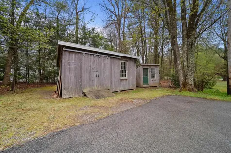 17 Durgin Drive Newton NH 03858