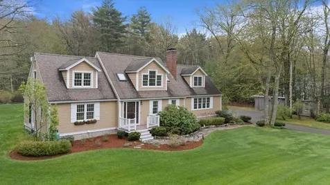 17 Durgin Drive Newton NH 03858
