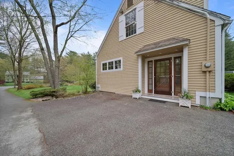 17 Durgin Drive Newton NH 03858