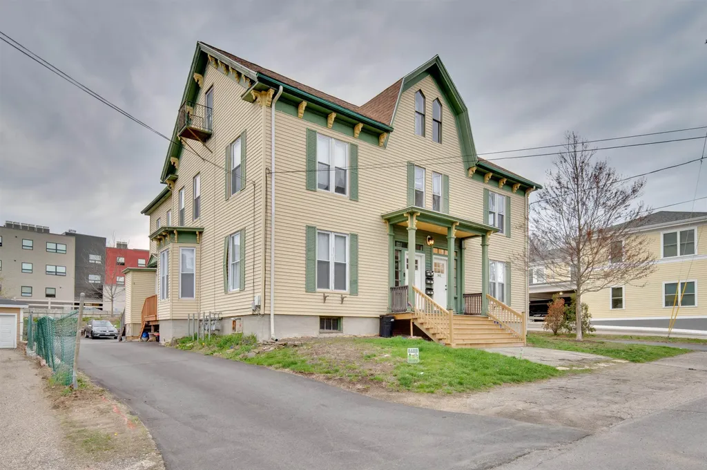 14b Park Street Dover NH 03820