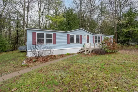 53 Eagles Way Alton NH 03809