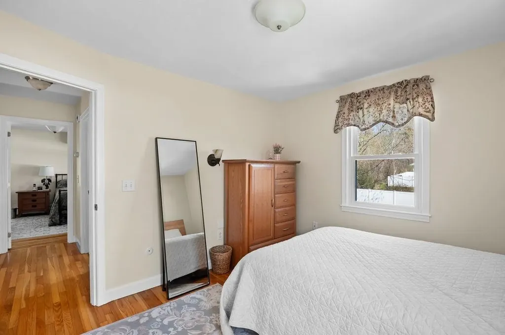 438 Manchester Road Auburn NH 03032