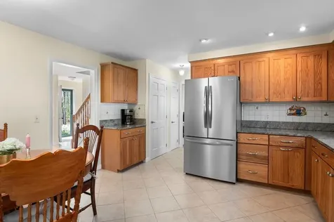 438 Manchester Road Auburn NH 03032