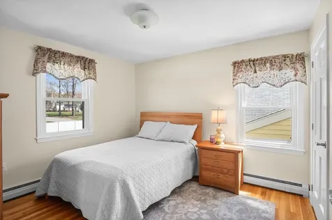 438 Manchester Road Auburn NH 03032