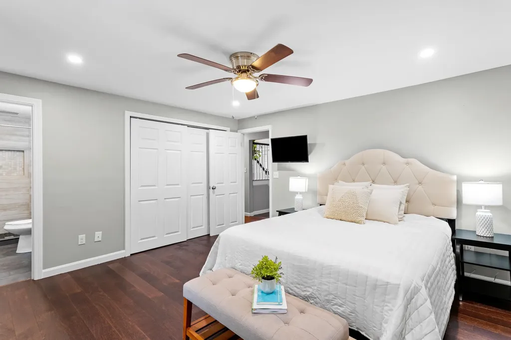 19 Ridgeview Drive Hooksett NH 03106