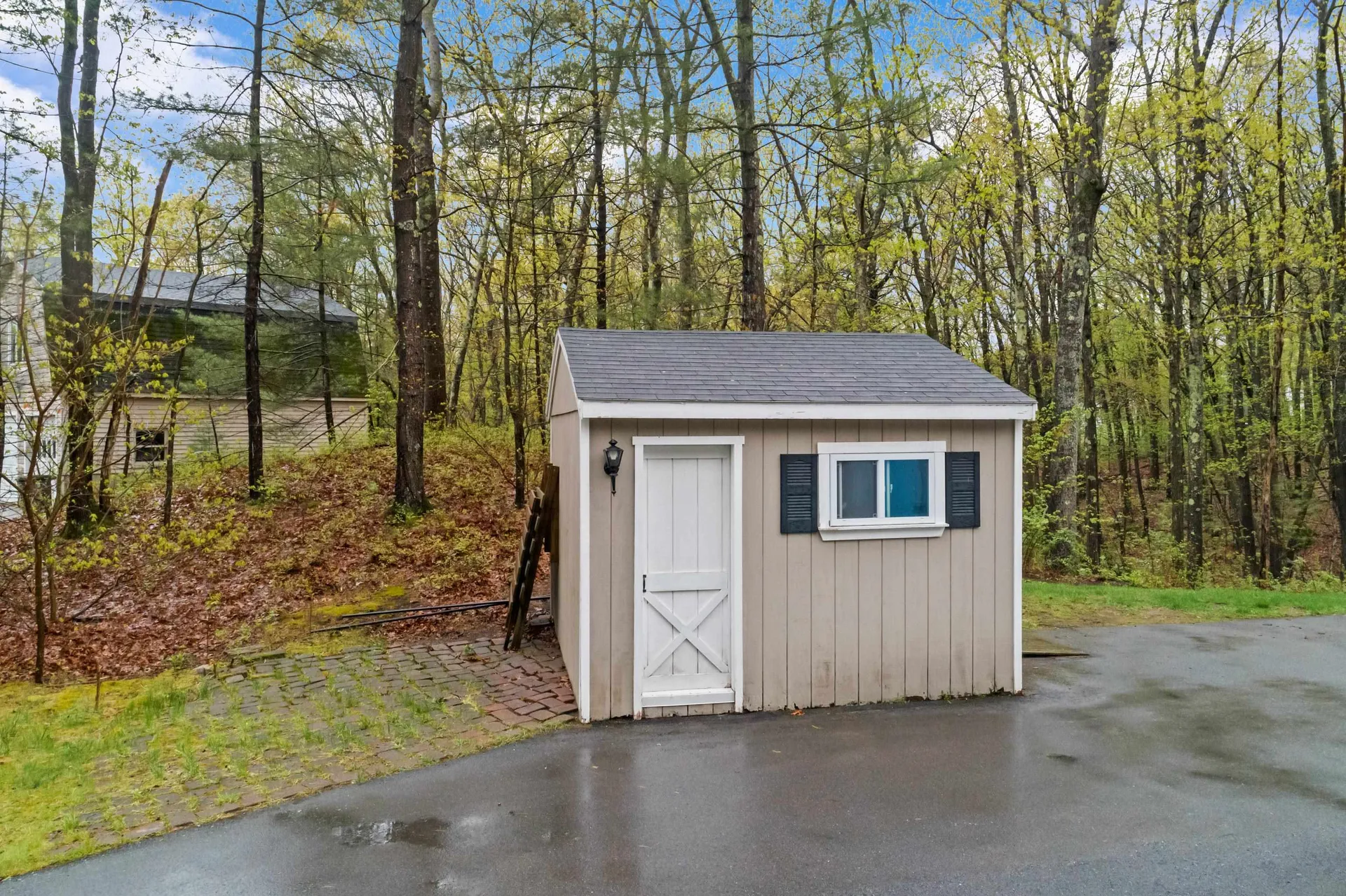 19 Ridgeview Drive Hooksett NH 03106
