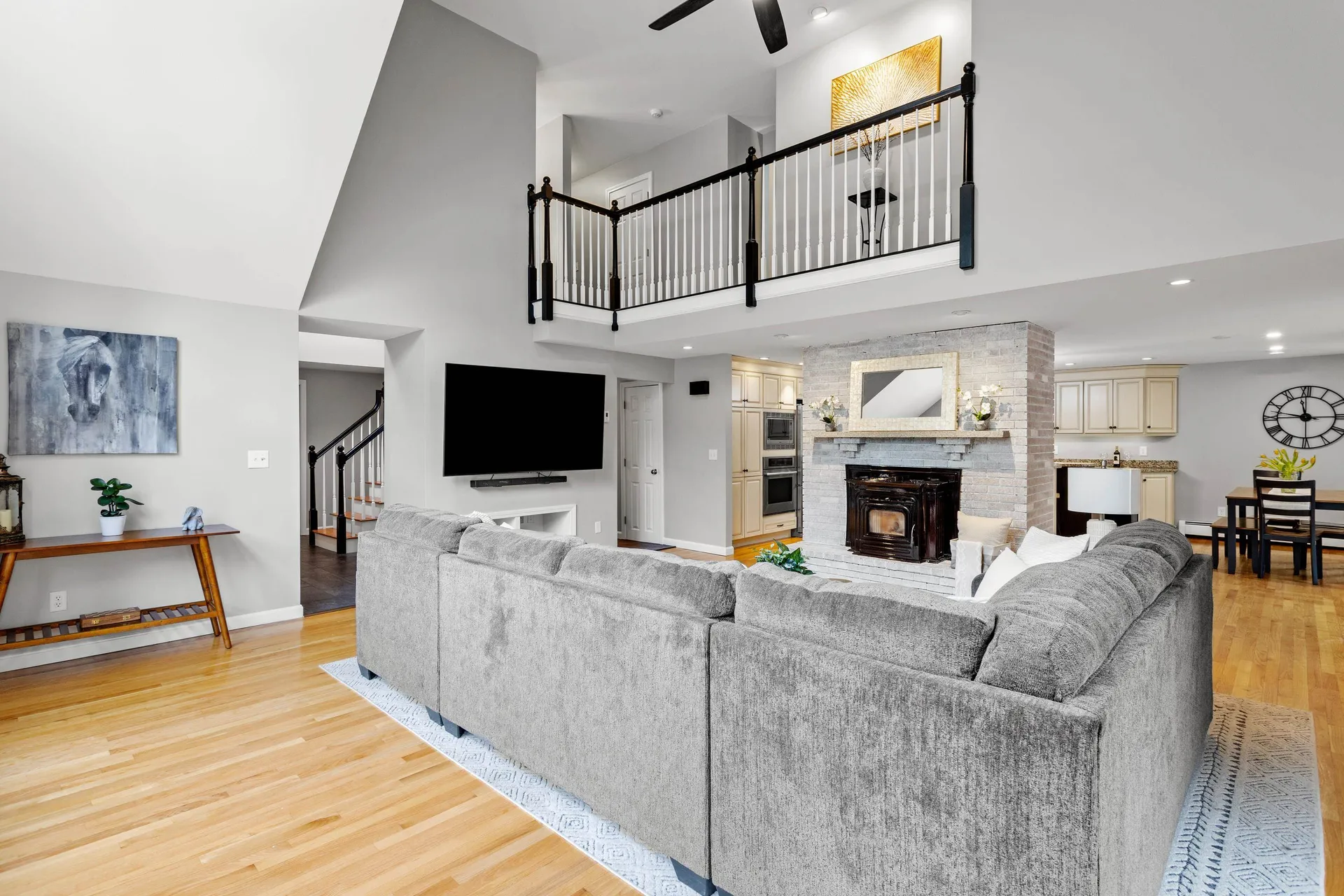 19 Ridgeview Drive Hooksett NH 03106