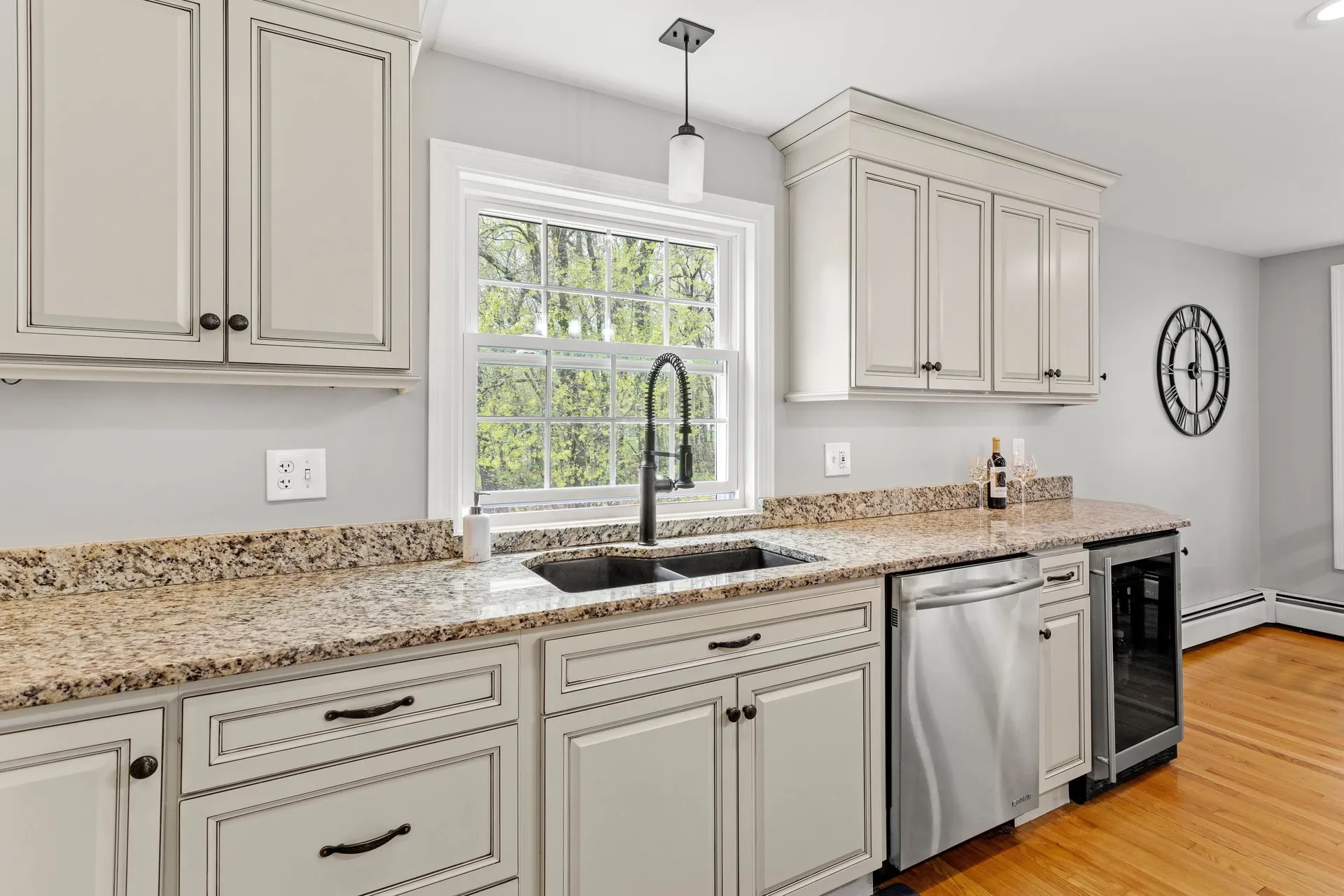 19 Ridgeview Drive Hooksett NH 03106