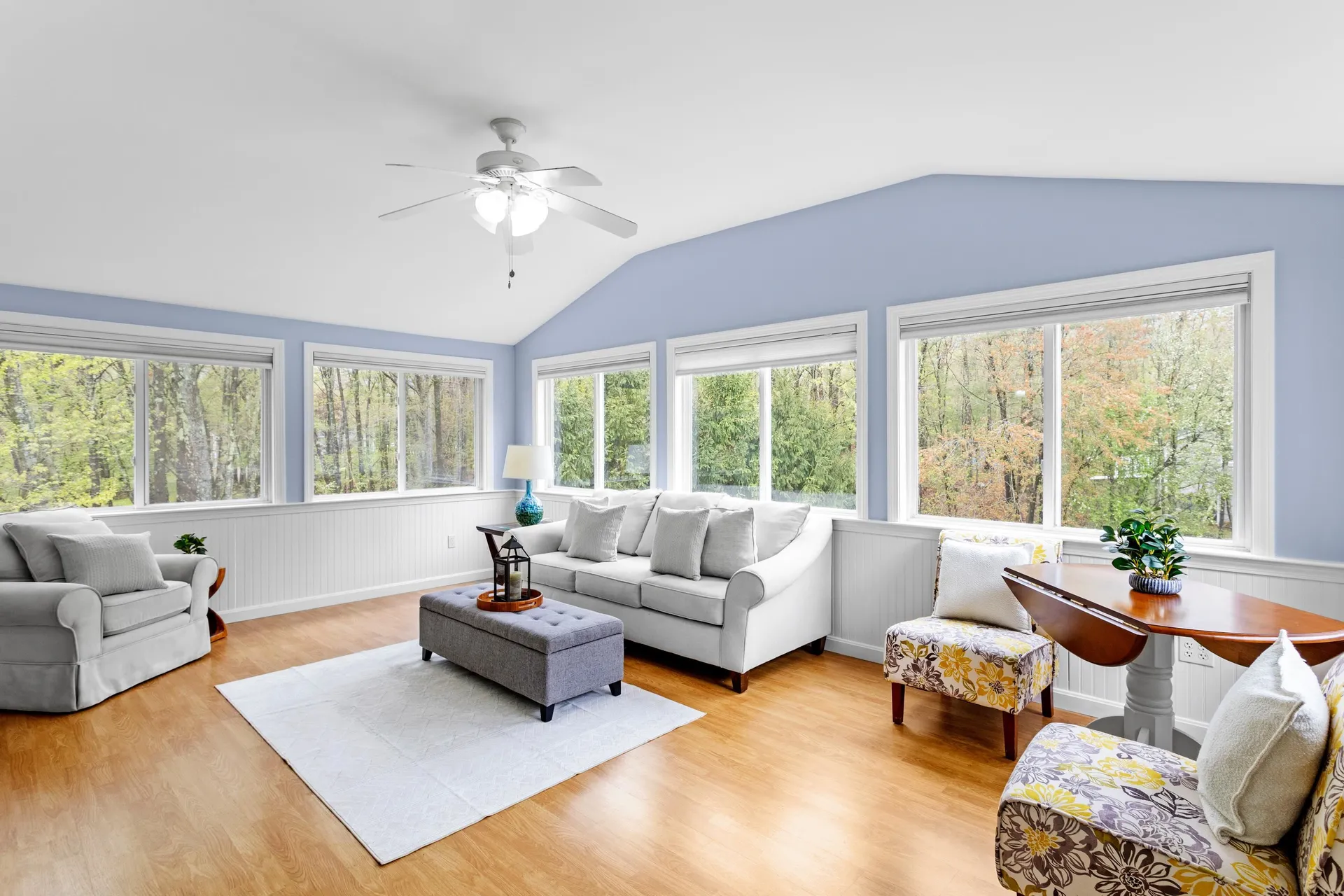 19 Ridgeview Drive Hooksett NH 03106