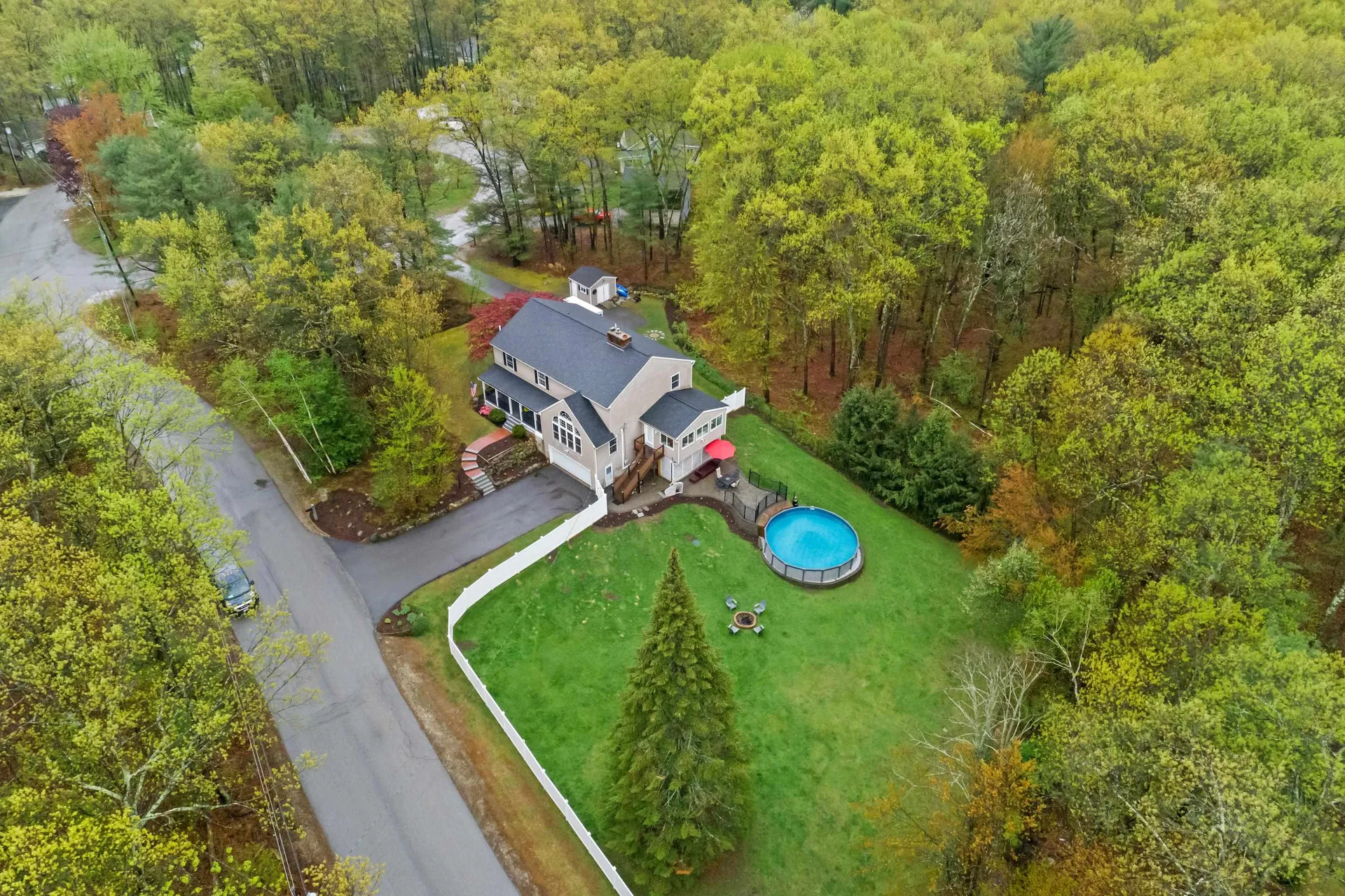 19 Ridgeview Drive Hooksett NH 03106