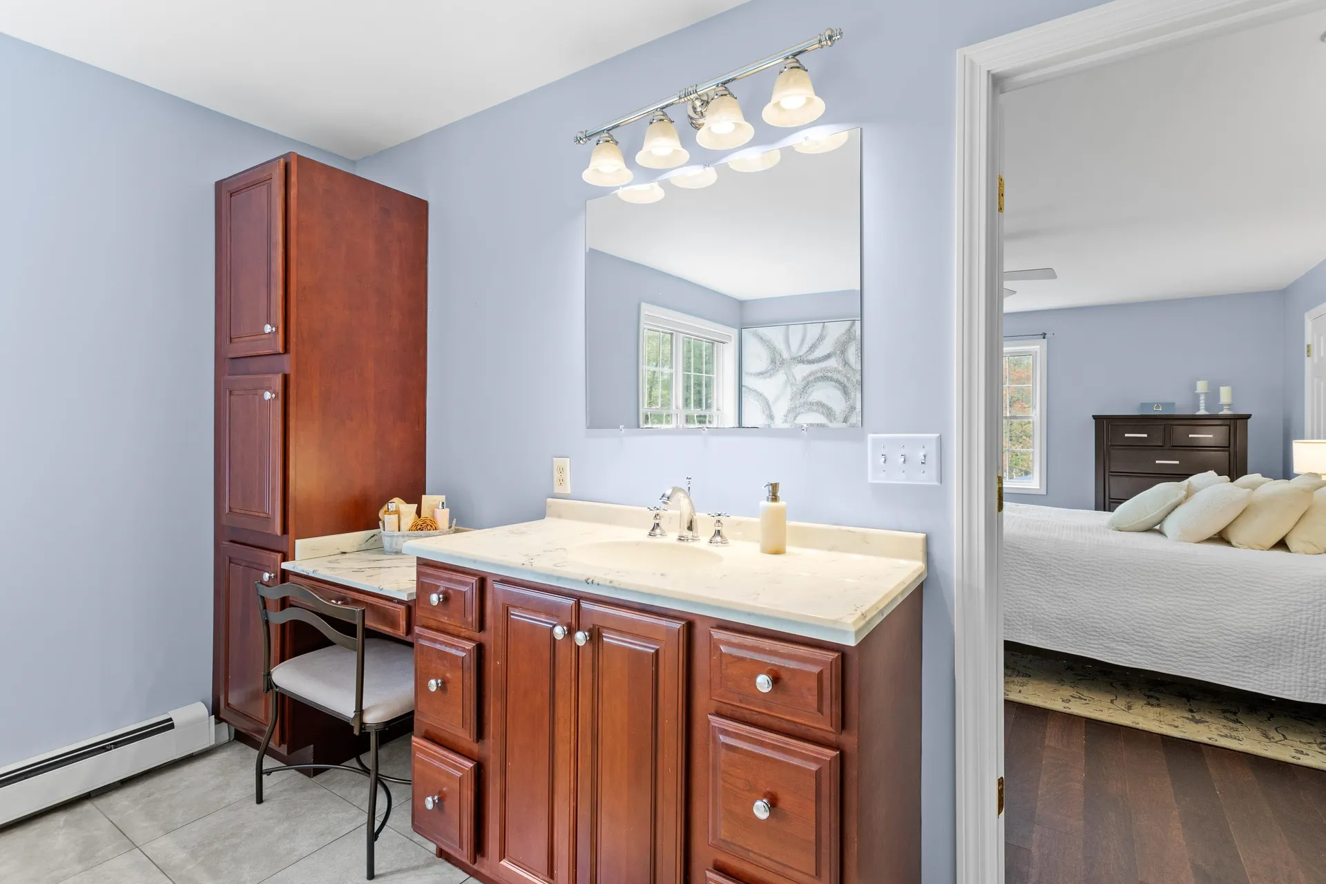 19 Ridgeview Drive Hooksett NH 03106