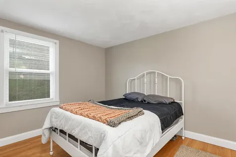 22 Hatch Corner Road Meredith NH 03253