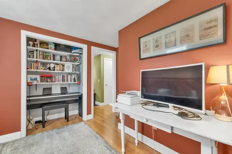 22 Hatch Corner Road Meredith NH 03253