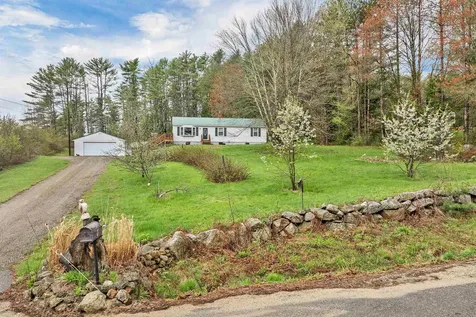 22 Hatch Corner Road Meredith NH 03253