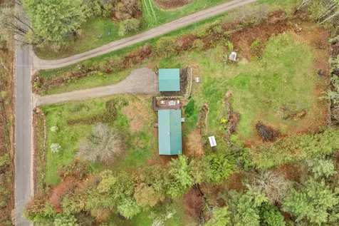 22 Hatch Corner Road Meredith NH 03253