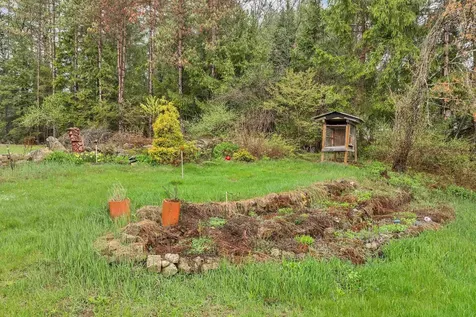 22 Hatch Corner Road Meredith NH 03253