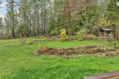 22 Hatch Corner Road Meredith NH 03253