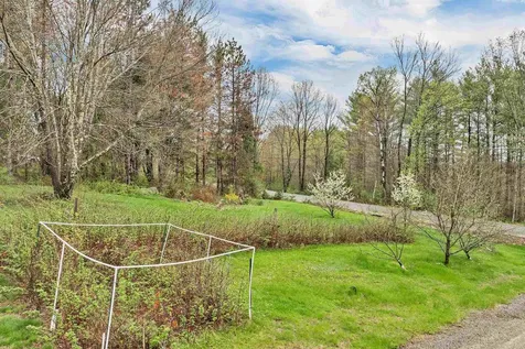 22 Hatch Corner Road Meredith NH 03253