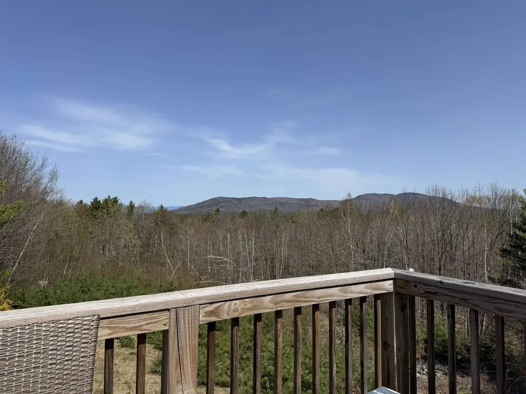 60 Effingham Road Ossipee NH 03864