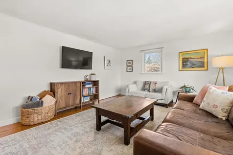 35 Ruby Road Portsmouth NH 03801