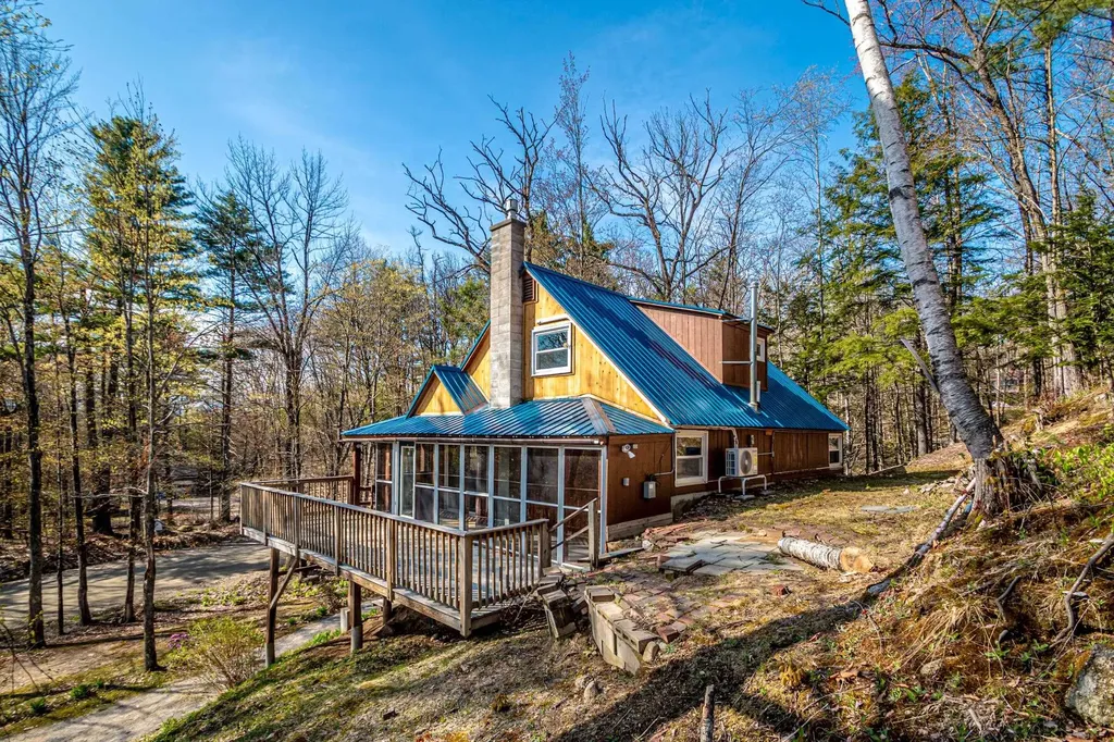 293 Thompson Road Conway NH 03860