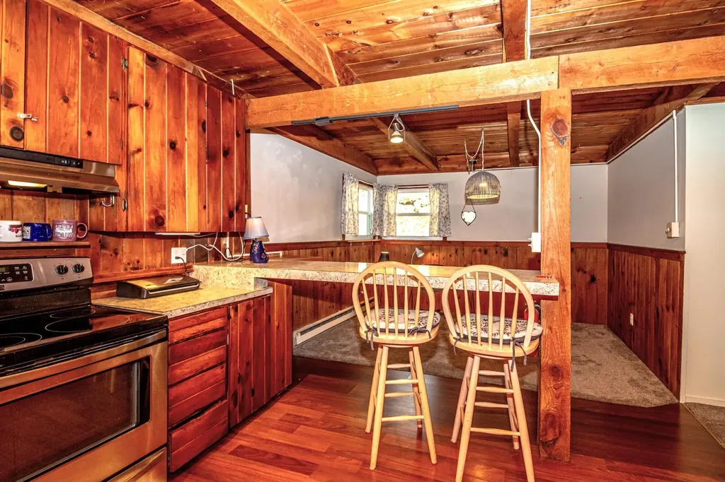 293 Thompson Road Conway NH 03860