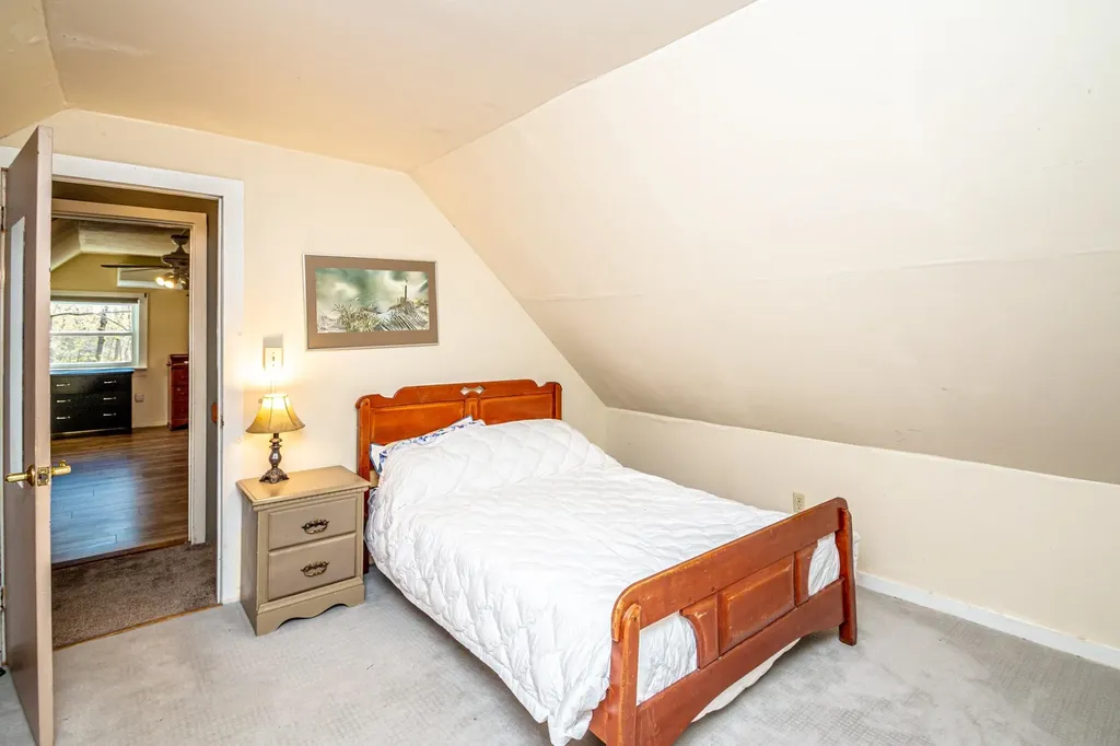 293 Thompson Road Conway NH 03860