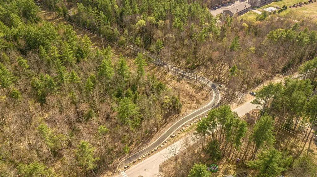 293 Thompson Road Conway NH 03860