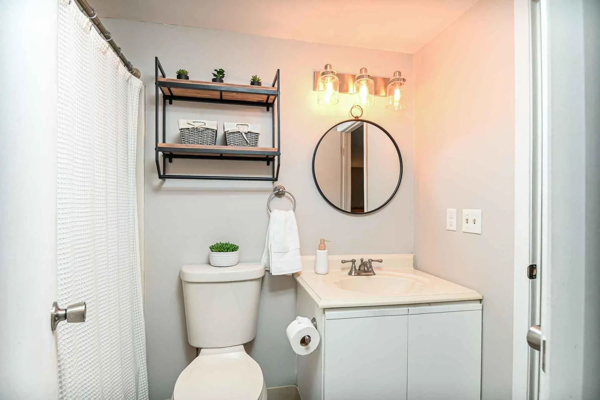 1311 Piscassic Street Newmarket NH 03857